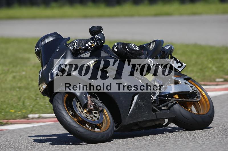 /Archiv-2024/29 12.06.2024 MOTO.CH Track Day ADR/Gruppe blau/unklar